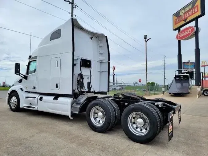 2022 Peterbilt 579