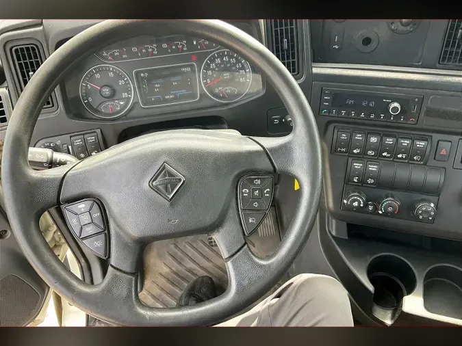 2021 INT LT625 6x4
