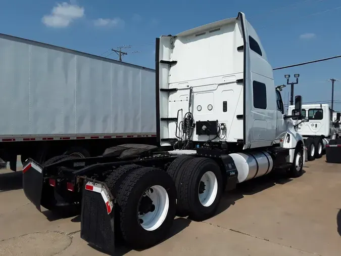 2019 NAVISTAR INTERNATIONAL LT625 SLPR CAB