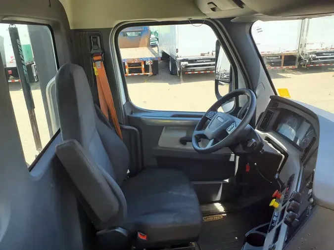 2020 FREIGHTLINER/MERCEDES NEW CASCADIA 116