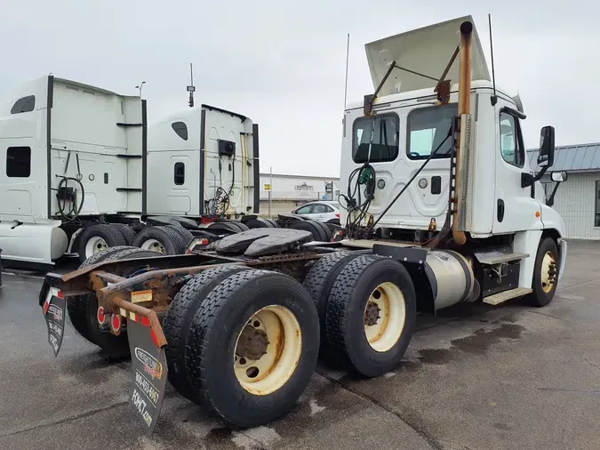 2017 FREIGHTLINER/MERCEDES CASCADIA0b0d1621120509599fc563e786910c36