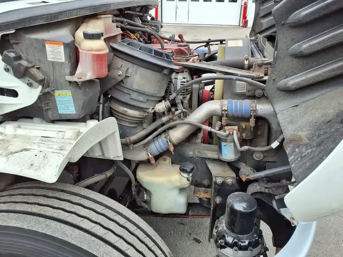 2019 FREIGHTLINER/MERCEDES M2 106