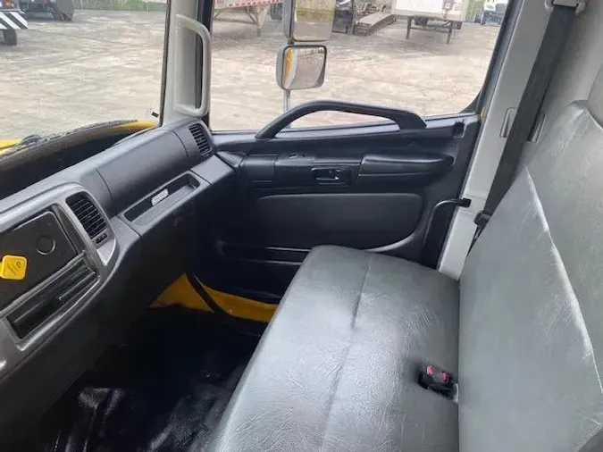 2020 Hino 268A