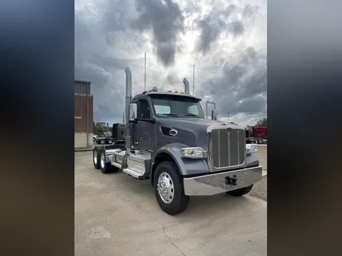 2025 PETERBILT 567