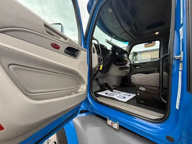2020 PETERBILT 579