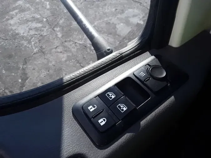 2019 NAVISTAR INTERNATIONAL MV607 (4X2)