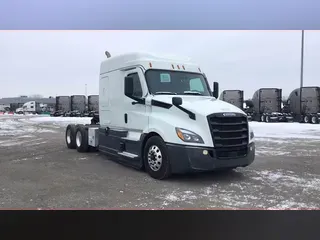 2022 Freightliner Cascadia 126
