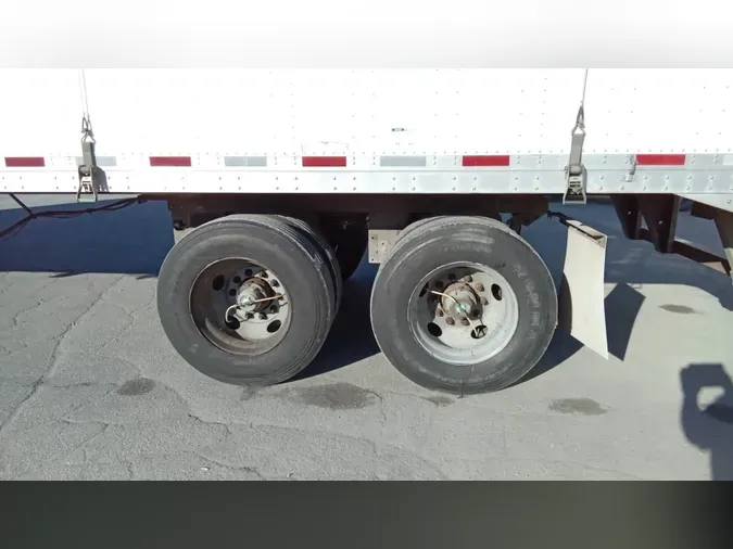 2020 Strick Trailers 0b1b7c038c002f7f1b9f36babf464f73
