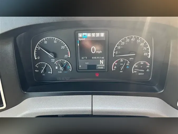 2021 FREIGHTLINER CA126