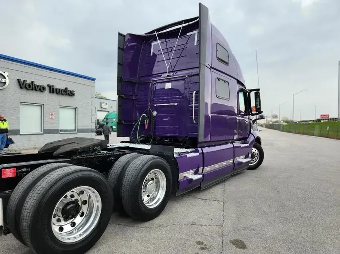 2024 VOLVO VNL64T8600b1d0cdef543ab09c1912d748dc56f41