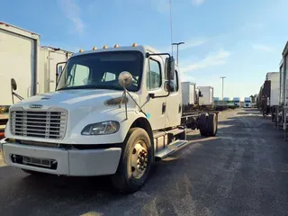 2014 FREIGHTLINER/MERCEDES M2 106