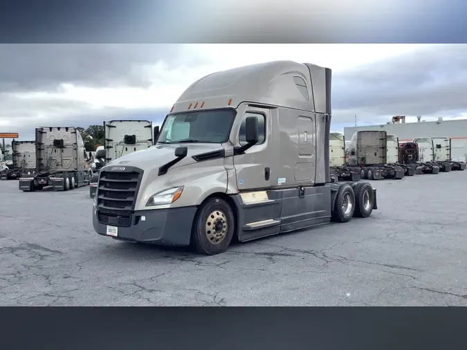 2022 Freightliner Cascadia 126