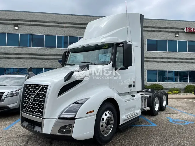 2025 VOLVO VNL64T3000b22a66d6e179d54c3718a4c563cbf14