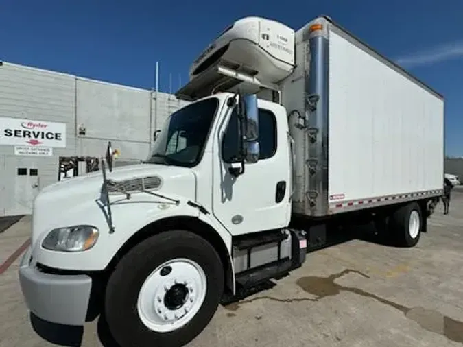 2017 FREIGHTLINER/MERCEDES M2 106