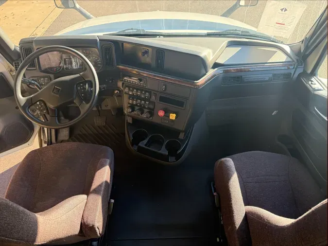 2022 International LT625