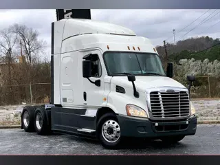 2018 Freightliner Corp. CASCADIA