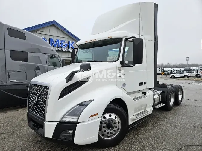 2020 VOLVO VNL64T3000b2eac08d417b5a8b77cade8bbe46c76