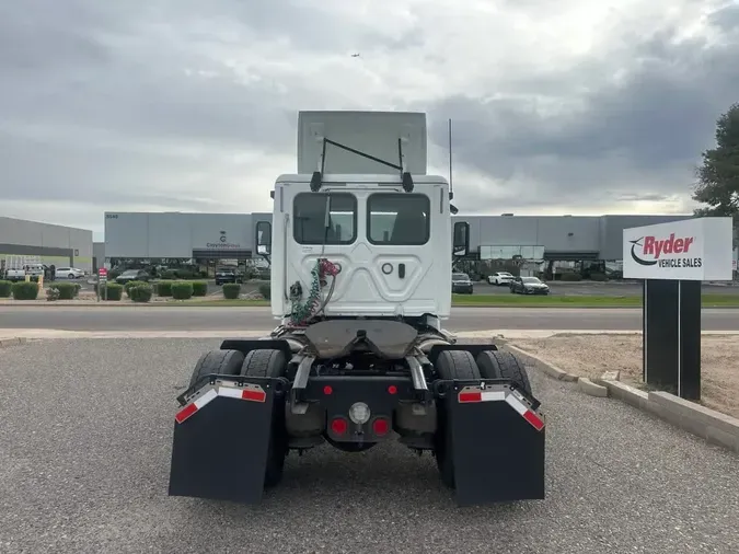 2018 FREIGHTLINER/MERCEDES CASCADIA 125
