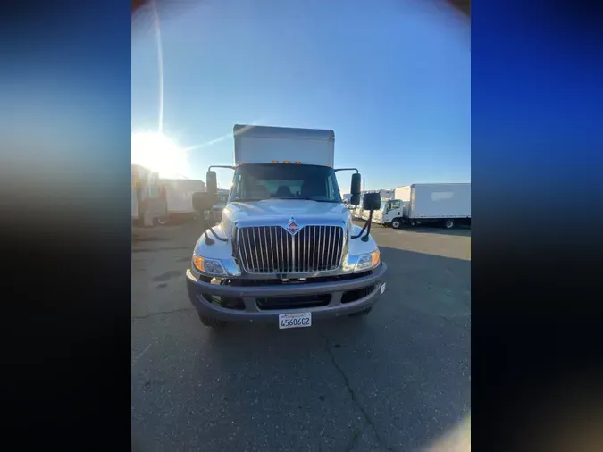 2018 NAVISTAR INTERNATIONAL 4300 LP