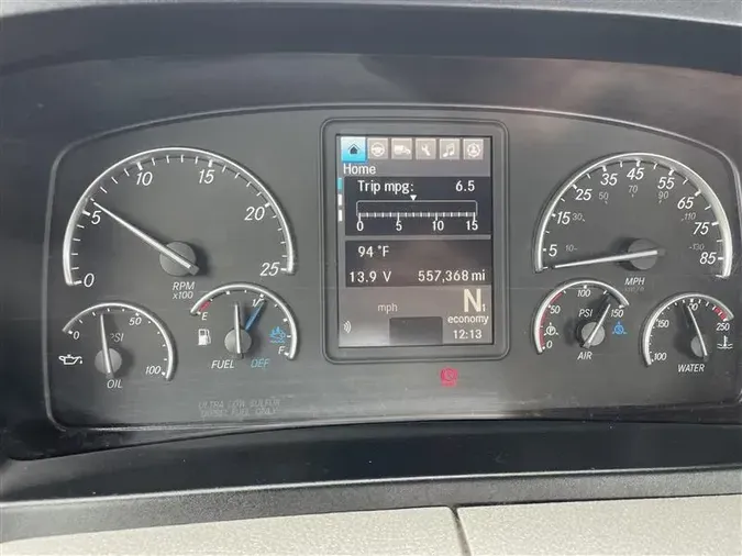 2018 FREIGHTLINER CASCADEVO1