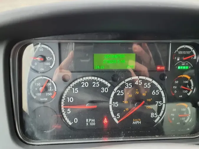 2019 FREIGHTLINER/MERCEDES M2 106