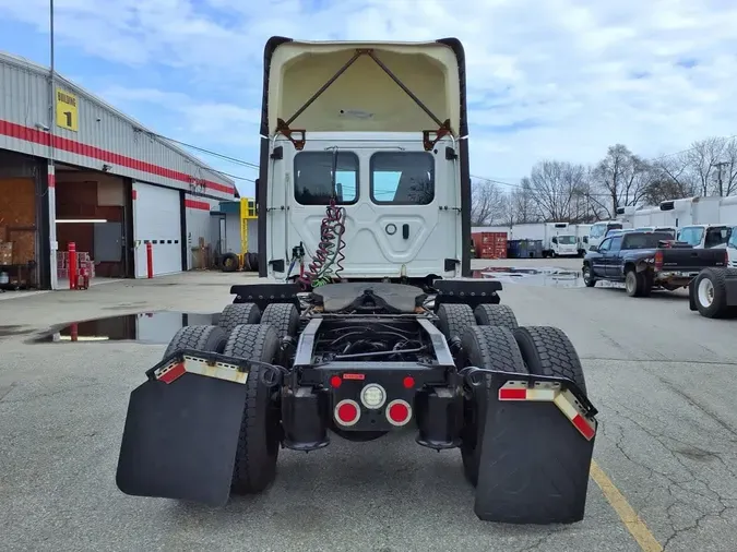 2020 FREIGHTLINER/MERCEDES NEW CASCADIA PX126640b3fb8d25b655253c7803d91bbb92faa