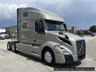 2022 VOLVO VNL760