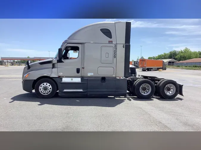 2024 Freightliner Cascadia