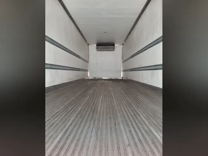 2017 FREIGHTLINER M2 106