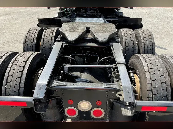 2021 INT LT625 6x4