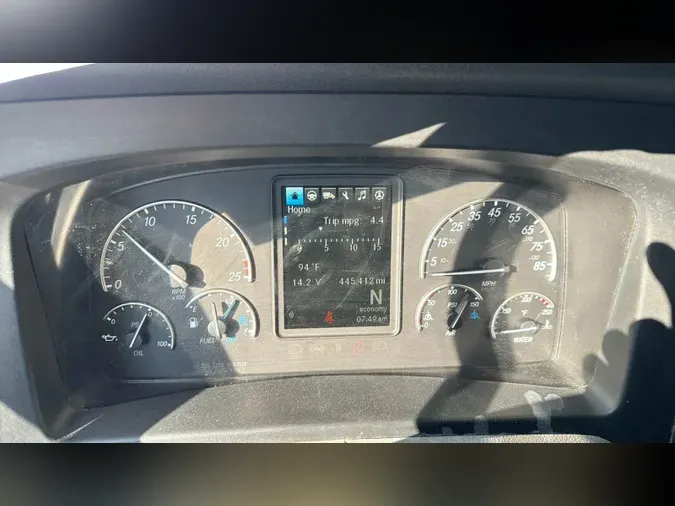 2022 Freightliner Cascadia 126