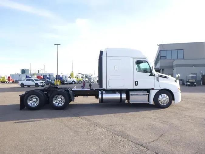 2021 Freightliner Cascadia