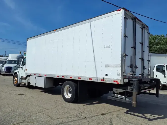 2017 FREIGHTLINER M2 106