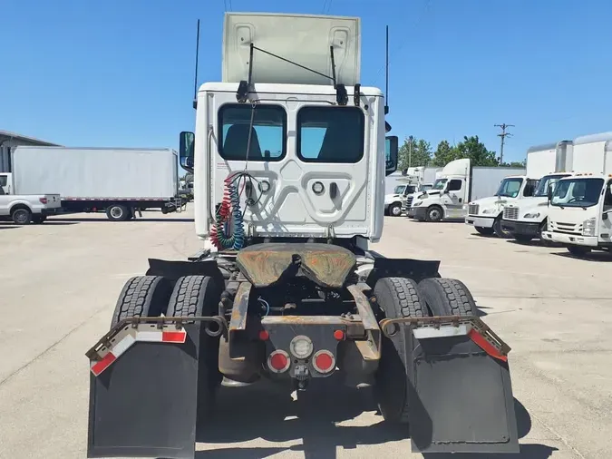 2020 FREIGHTLINER/MERCEDES NEW CASCADIA 1260b4b46f5ad9e60afe20a9baa9ca5e320