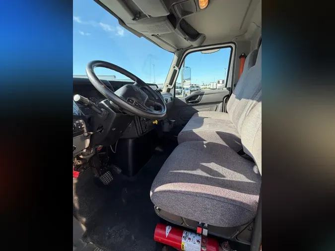 2019 NAVISTAR INTERNATIONAL MV607 (4X2)