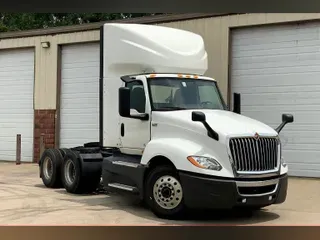 2020 INT LT625 6x4