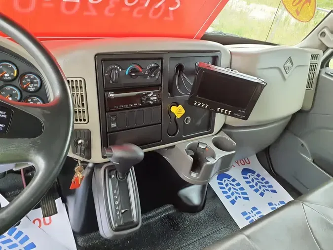 2018 NAVISTAR INTERNATIONAL 4300 LP