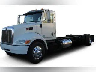 2019 Peterbilt 337