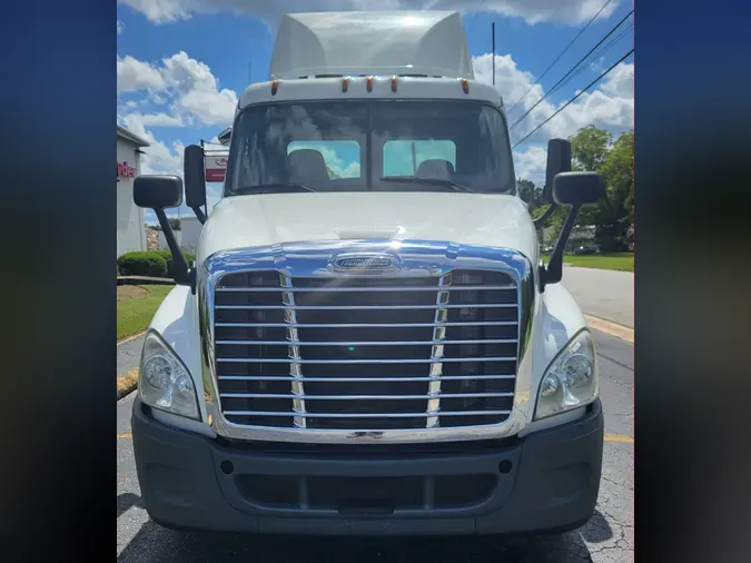 2018 FREIGHTLINER/MERCEDES CASCADIA 125