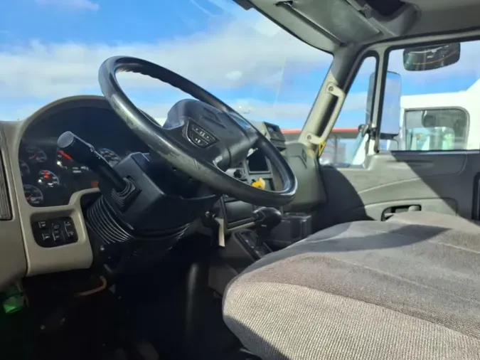 2018 NAVISTAR INTERNATIONAL 4300