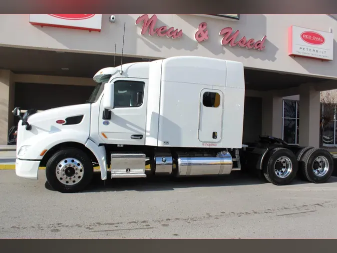 2022 Peterbilt 579