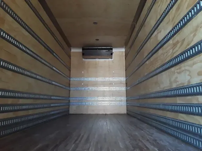 2021 FREIGHTLINER/MERCEDES M2 1060b6880ad4a031391940b24c8ffb79023