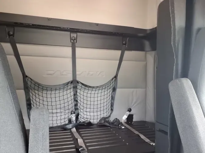 2019 FREIGHTLINER NEW CASCADIA PX12664