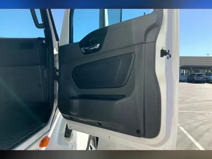 2021 INT LT625 6x4