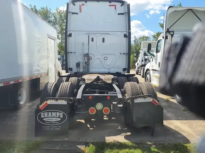 2020 FREIGHTLINER CASCADIA 125