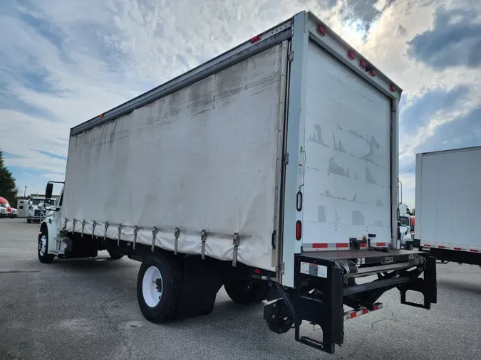 2015 FREIGHTLINER/MERCEDES M2 106