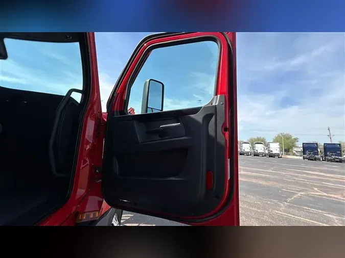 2023 FREIGHTLINER CA126