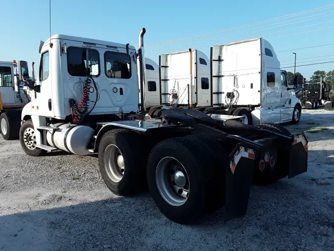 2018 FREIGHTLINER/MERCEDES CASCADIA 125