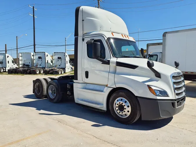 2019 FREIGHTLINER/MERCEDES NEW CASCADIA PX12664