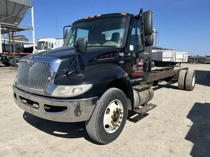 2012 INTERNATIONAL DURASTAR 4300